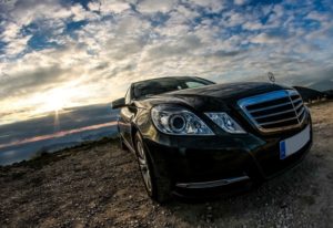Chauffeur privé à la demande à Nice avec Mercedes