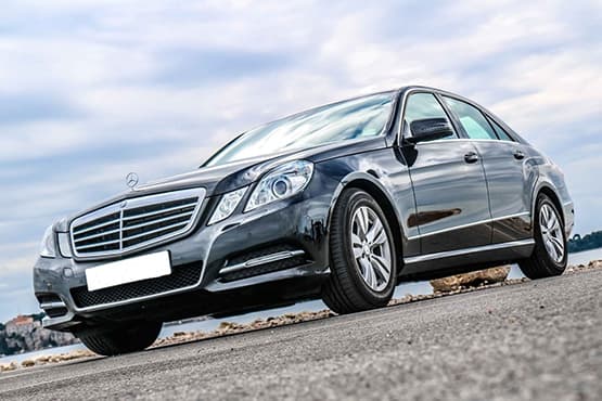 Mercedes entre nice ville et aéroport avec chauffeur