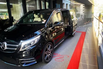 Location Van Minibus avec chauffeur a Nice